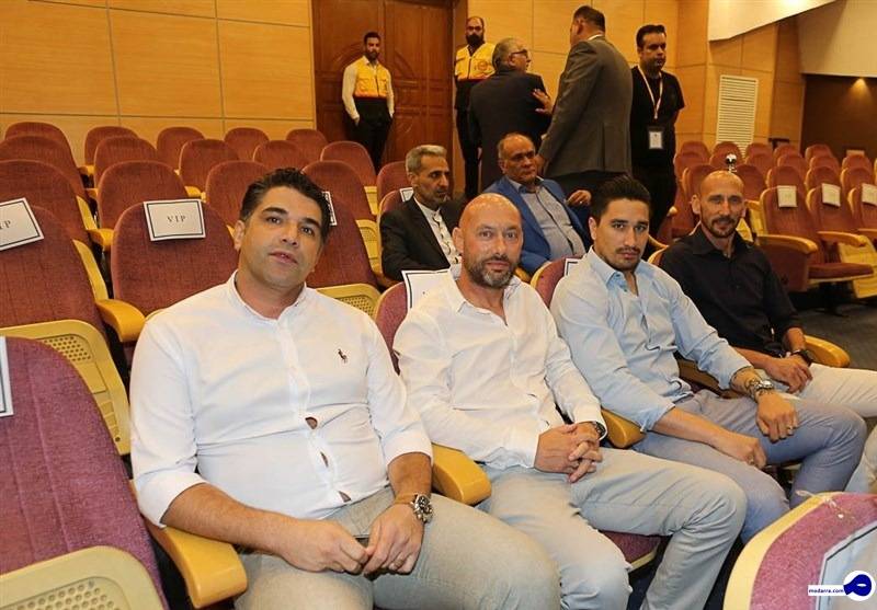 پیروز قربانی: تفکر استراماچونی کاملا آماتور است