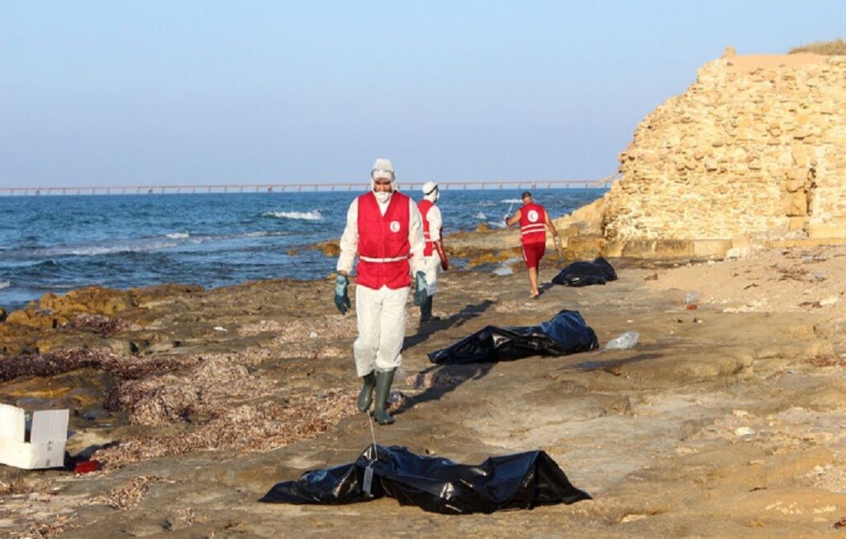 ۱۲ مهاجر در دریای مدیترانه غرق شد