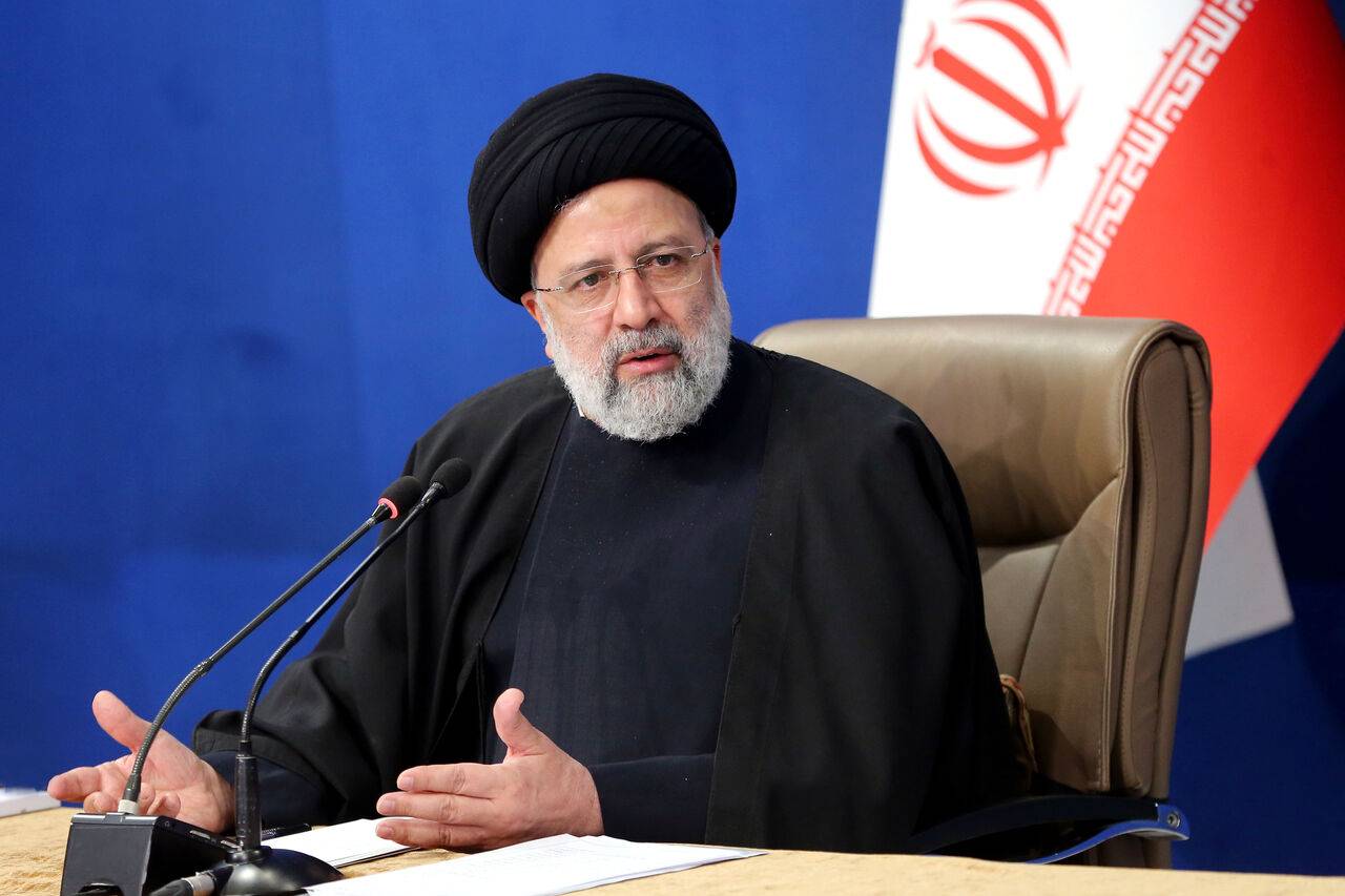 رئیسی: منافقین و سایر دشمنان کشور تلاش کردند در ظرف «دانشگاه شریف» اهداف ضد ایرانی و ضد انقلابی خود را پیگیری کنند