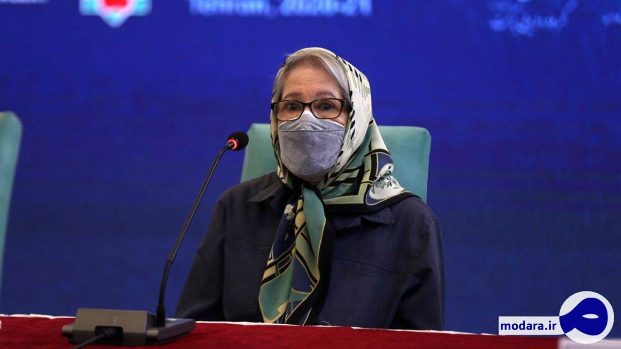 مینو محرز: افراد قبل از تزریق واکسن تب نداشته باشند