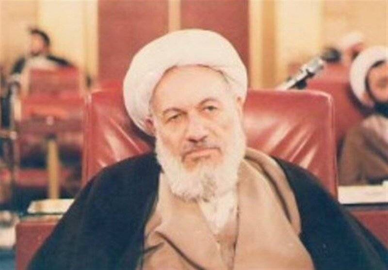 دفتر حفظ و نشر آثار رهبر انقلاب: مرحوم آیت الله آذری قمی دو بار از رهبری عذرخواهی کرده است