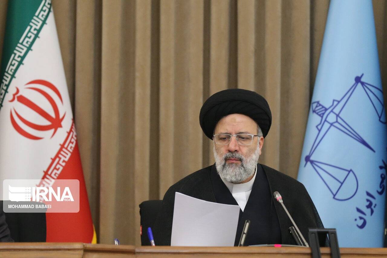 بخشنامه اعطای مرخصی نوروزی به زندانیان تا ۱۵فروردین از سوی رئیس قوه قضائیه ابلاغ شد