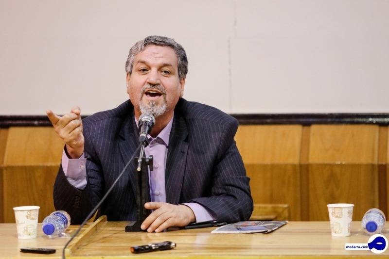کواکبیان به روحانی: از جنابعالی پذیرفتنی نیست که بگویید اختیاری ندارم