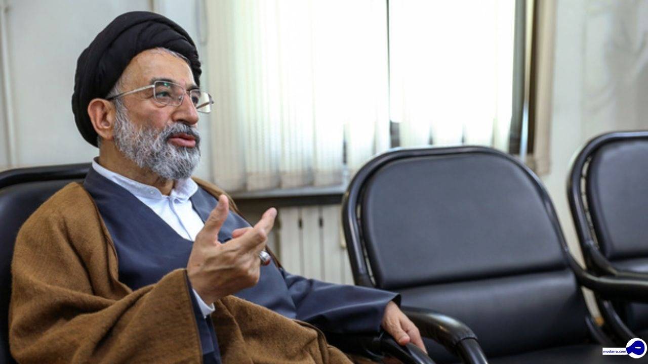 عبدالواحد موسوی لاری: روحانی امروز، روحانی دیروز نیست/ دولت اصلاحات برآمده از یک «آری» و یک «نه» بود/ نقطه قوت احمدی نژاد این بود که با کسی رودربایستی نداشت