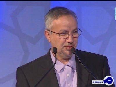 عطاالله مهاجرانی: گوشه چشمی به خوشنودی اصولگرایان در برابر نقد اصلاح طلبان ندارم