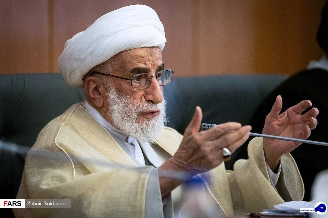 «آیت‌الله جنتی» چگونه تایید صلاحیت می‌شود؟