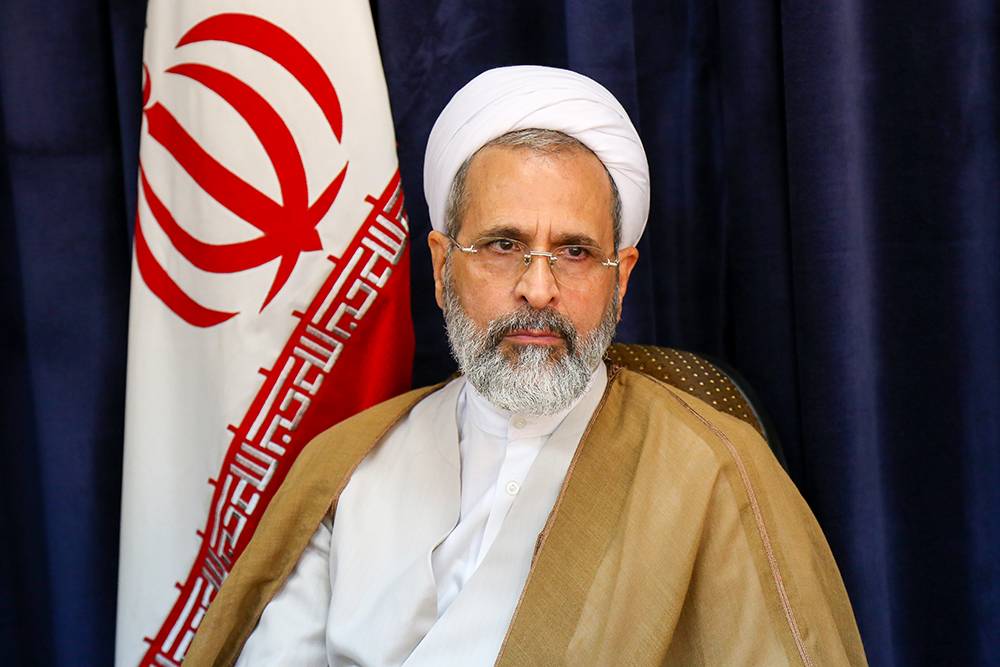 مدیر حوزه های علمیه کشور: میلیاردها چشم و گوش به طور مداوم انقلاب ایران را زیرنظر دارند