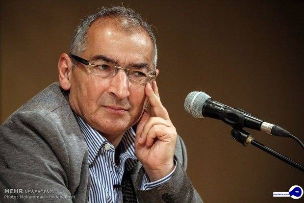 زیباکلام: مردم پای انتخابات نمی‌آیند و اصولگرایان پیروز می‌شوند