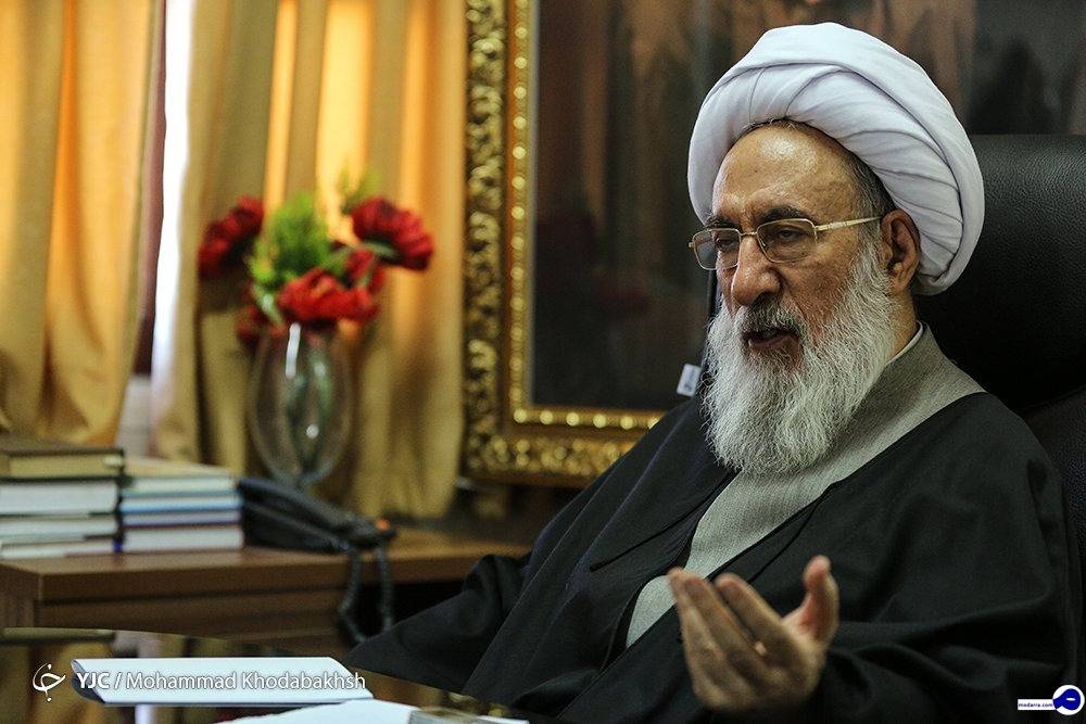 ماجرای تعویض کفن امام خمینی(ره) چه بود؟