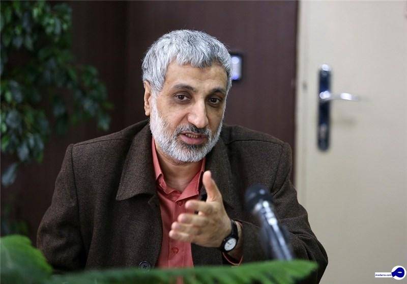 ابراهیم فیاض: اصولگرایی و اصلاح‌طلبی مُرده‌/ ترکیب مجلس یازدهم را تکنوکرات‌ها و رادیکال‌ها شکل می‌دهند