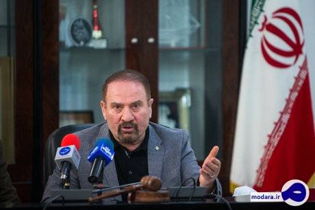 وکیل دادگستری:چرا با نمایندگان رد صلاحیت‌شده در دوره نمایندگی آن‌ها برخورد نشده است؟