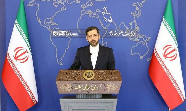 توپ در زمین آمریکا است