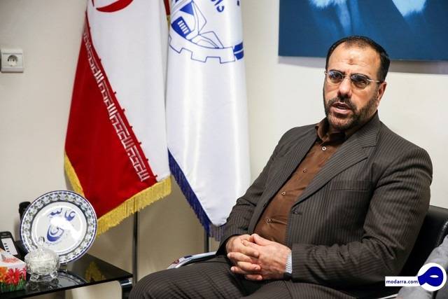 معاون پارلمانی رئیس جمهور: اسرائیل،‌ آمریکا را اداره می‌کند