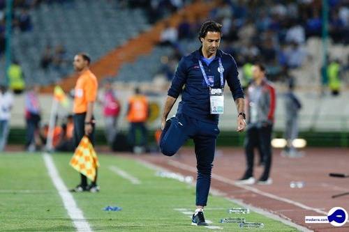 انقلاب مخملی فرهاد در استقلال