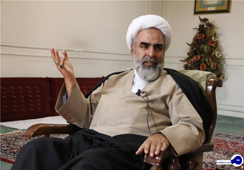 روح‌الله حسینیان: از استعفای ظریف خوشحالیم/ الله کرم: ظریف باید بماند
