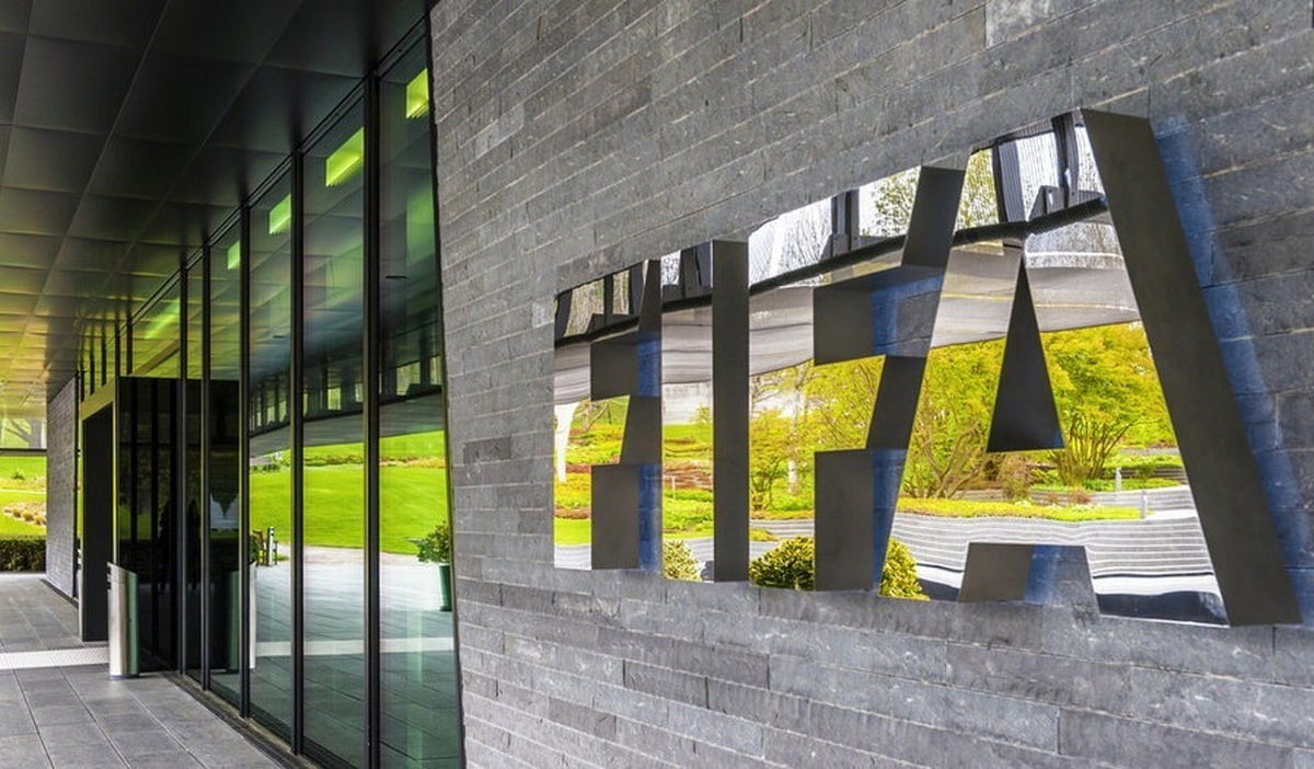 فیفا از برگزاری جام جهانی هر ۲ سال یک بار عقب‌نشینی کرد