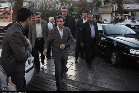 تیم محافظین احمدی نژاد کاهش یافت/علیرضابیگی: این اقدام نه برای ما و نه برای آقای احمدی‌نژاد اهمیتی ندارد