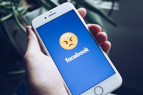 فیس‌بوک اخبار روسیه را سانسور می‌کند