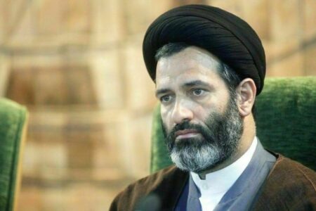 نماینده مجلس: سفر همسر، دختر و داماد قالیباف به ترکیه برای خرید سیسمونی مطلوب نظام نبود و باید عذر خواهی کنند
