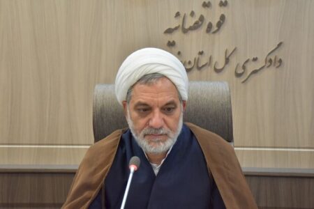 رئیس دادگستری کرمان: سختگیری برخی مدیران با رسانه‌ها موجب شده مردم حرفشان را در خیابان بزنند