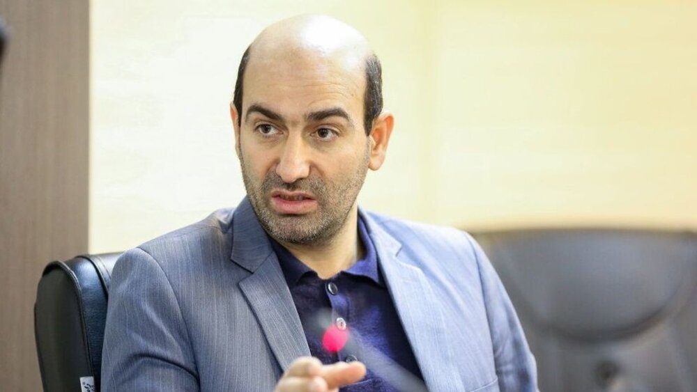 ابوالفضل ابوترابی: قانون اساسی می‌گوید مملکت ما باید دو پارلمانی شود