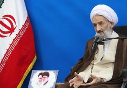 امام جمعه ساری: بازارگردی زیبنده حجاج ایرانی نیست