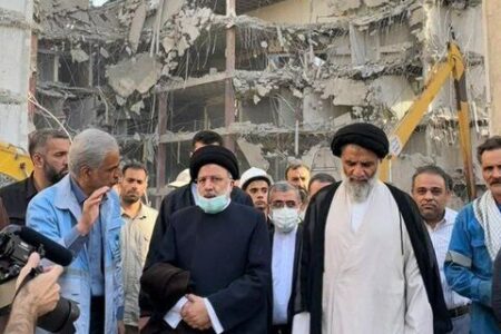 فعال سیاسی اصولگرا: رئیسی دندان ارتباط با غرب را کنده و دور انداخته است
