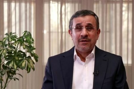محمود احمدی نژاد به بازداشت «تاجزاده» واکنش نشان داد
