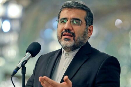 وزیر ارشاد: ترس دشمنان انقلاب از حماسه بزرگ اربعین حسینی است