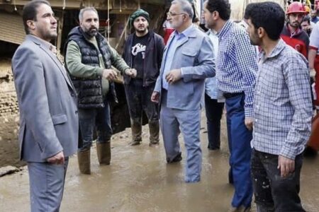 انتقاد شدید عضو مجمع محققین و مدرسین حوزه علمیه قم از شهردار تهران/ فاضل میبدی: آقای زاکانی با کت و شوار وسط گل‌و‌لای رفتن چیزی درست نمی شود