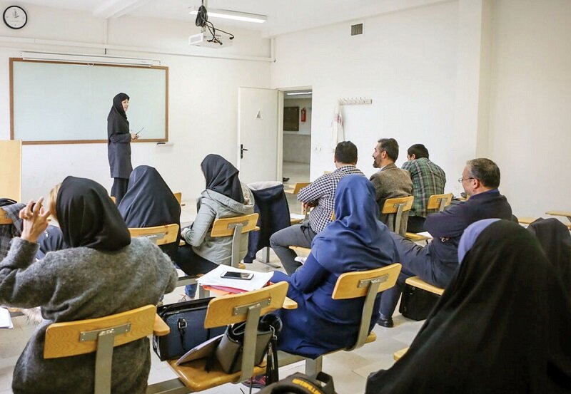 سخنگوی کمیسیون آموزش مجلس: هماهنگی‌هایی برای آزادی دانشجویان و دانش آموزان بازداشتی در اغتشاشات اخیر انجام شده است