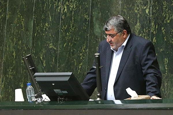 دلخوش: کمیسیون ماده ۱۰۰ محل دلالی شده است