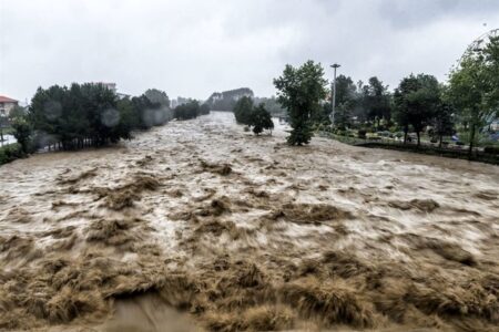 عدم لایروبی رودخانه‌ها و سدها از دلایل اصلی بروز سیلاب‌ است