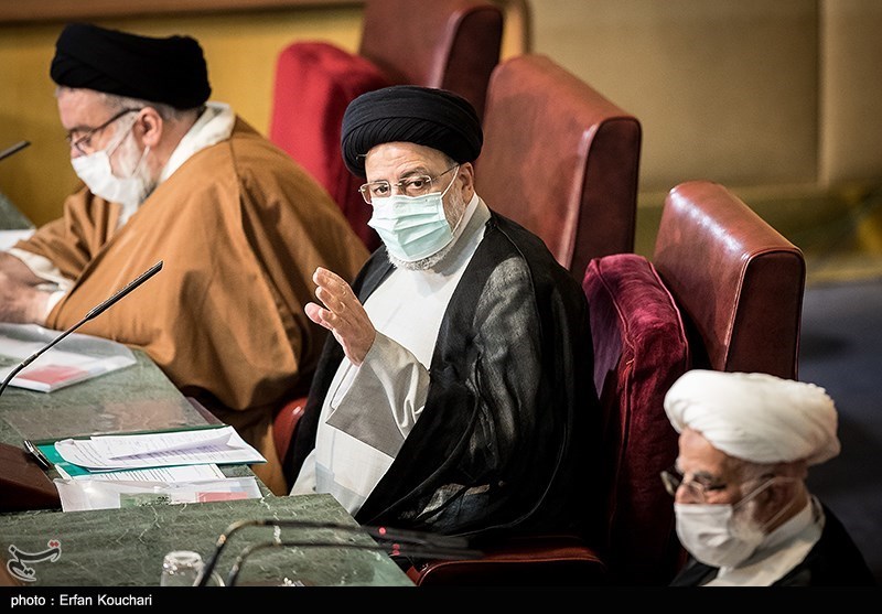 شرایط داوطلبی خبرگان رهبری تغییر کرد/ هاشم زاده هریسی: تعیین حداقل سن برای نامزدهای خبرگان منطقی نیست