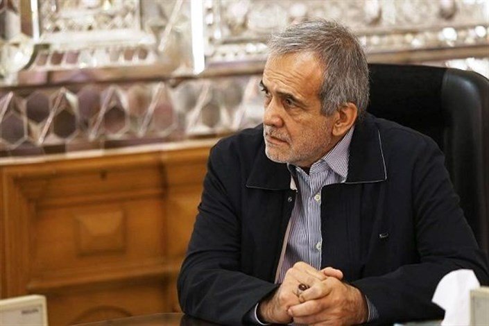 پزشکیان، نماینده تبریز در مجلس: صدای اعتراض را بشنوید و صادقانه با مردم برخورد کنید