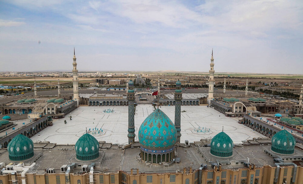 استاندار قم: شکل طرح کمک وزارت نفت به مسجد جمکران «درست» نبود