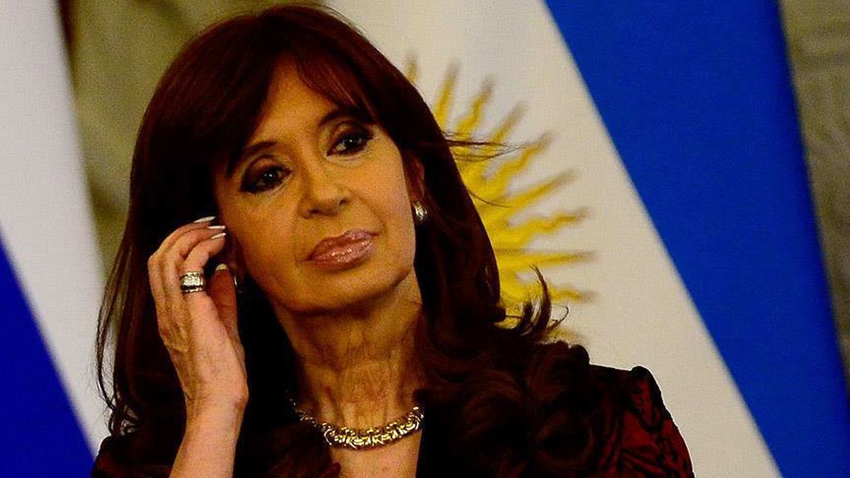 رئیس‌جمهور سابق آرژانتین از یک سوء قصد جان سالم به در برد
