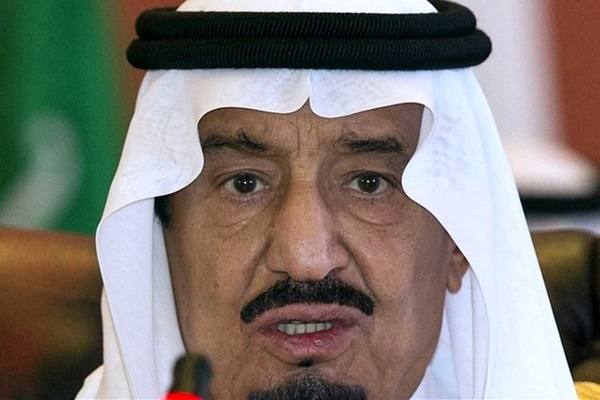 پادشاه عربستان: ایران به تعهدات هسته‌ای خود پایبند باشد/تلاش می‌کنیم تا ثبات و توازن در بازار جهانی نفت برقرار شود
