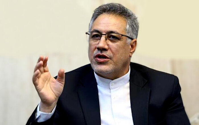 نماینده مجلس: چندین پیام‌رسان داخلی داریم که هیچکدام سرعت و دقت واتساپ و اینستاگرام را ندارند