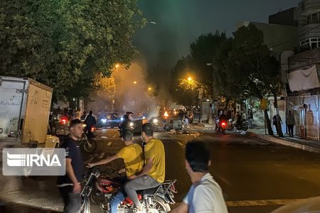 روزنامه نزدیک به سپاه: چرا فعالان اصلاح‌طلب برای متهمان اغتشاشات مظلوم نمایی می کنند؟