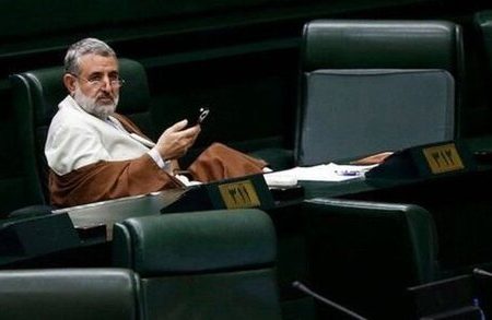 انتقاد تند روزنامه دانشگاه آزاد از ذوالنوری:کاش «حرف نزدن» بلد بودید! / حرف‌های‌تان درباره گشت ارشاد و حجاب ، بنزین روی آتش احساسات ملت است