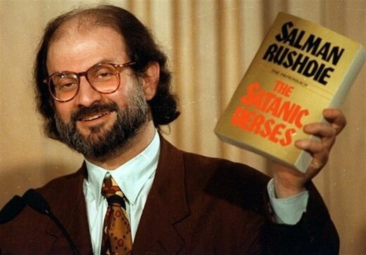 سلمان رشدی بینایی یک چشم و کارایی یک دستش را از دست داد