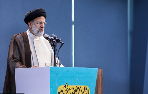 توضیحات روزنامه دولت درباره شعر «مگس» رئیسی در دانشگاه الزهرا