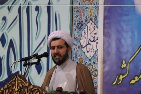 خطیب جمعه ملایر : این همه تلفات کف خیابان برای مدیریت فضای مجازی کافی نیست؟ / بعضی از این اعتراضات، به سوء مدیریت‌ سال‌های گذشته بازمی گردد