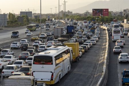 سرویس‌دهی خودروهای فرسوده در خوزستان / فعلا امکان توقیف وجود ندارد