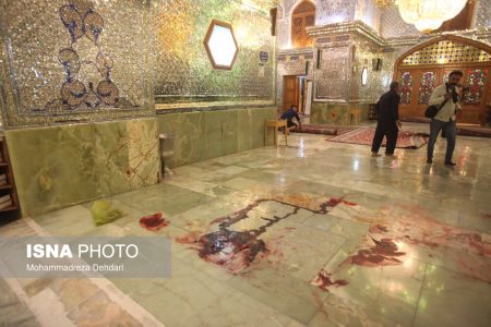 استاندار فارس: دو نفر از شهدای حادثه تروریستی شاهچراغ دوبار شمرده شده بودند، برای همین تعداد شهدا به اشتباه ۱۵ نفر اعلام شد