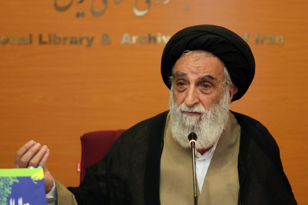 آیت الله سید اصغر ناظم زاده قمی: پیامبر به زن رقاصه هَم کمک می کرد/ چرا با این مردم مدارا نمی کنید؟/آقای نماینده آیا همه معترضین نجاستند؟