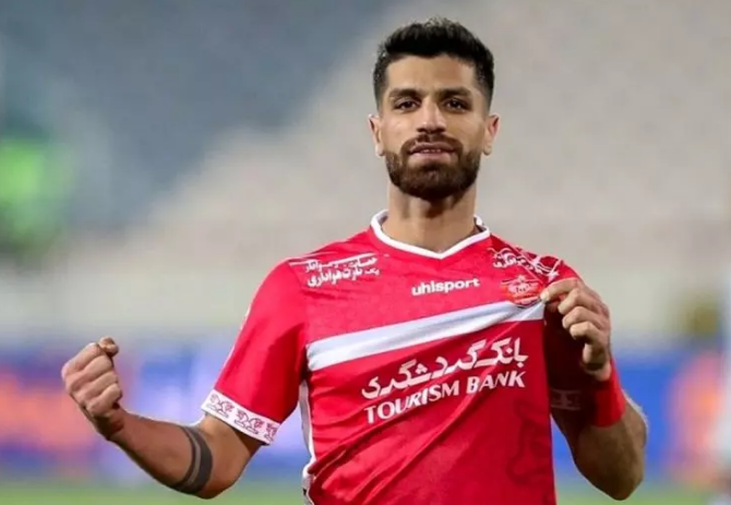 ستاره پرسپولیس دربی و جام جهانی را از دست داد؟