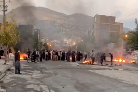 خبرگزاری فارس: روز پنجشنبه شهرهای بانه و دهگلان ملتهب شد؛ ۲ نفر کشته شدند