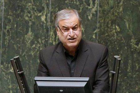 احمدی بیغش: آقای قالیباف چند نفر نیرو برای مجلس در این دو سال جذب کرده‌اید؟